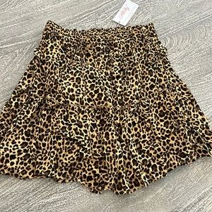 Leopard print ladies flowy skirt size large NWT